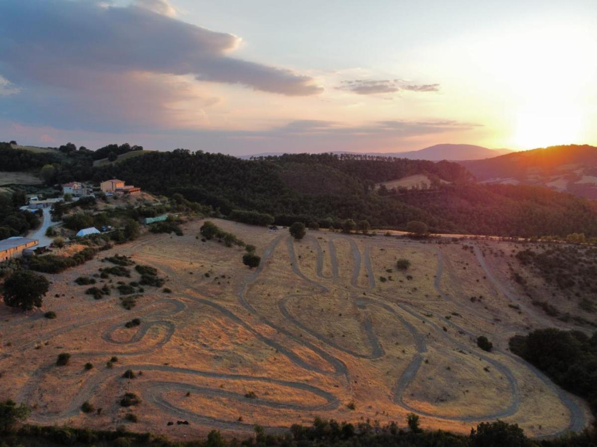 Agriturismo La Terrazza Valfabbrica Zewnętrze zdjęcie