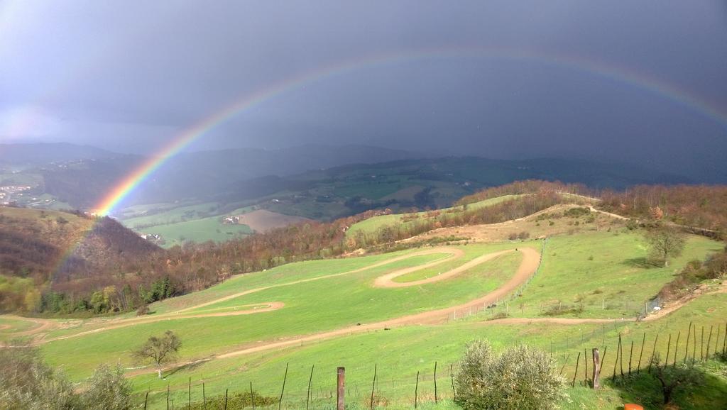 Agriturismo La Terrazza Valfabbrica Zewnętrze zdjęcie