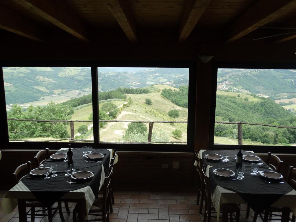 Agriturismo La Terrazza Valfabbrica Zewnętrze zdjęcie